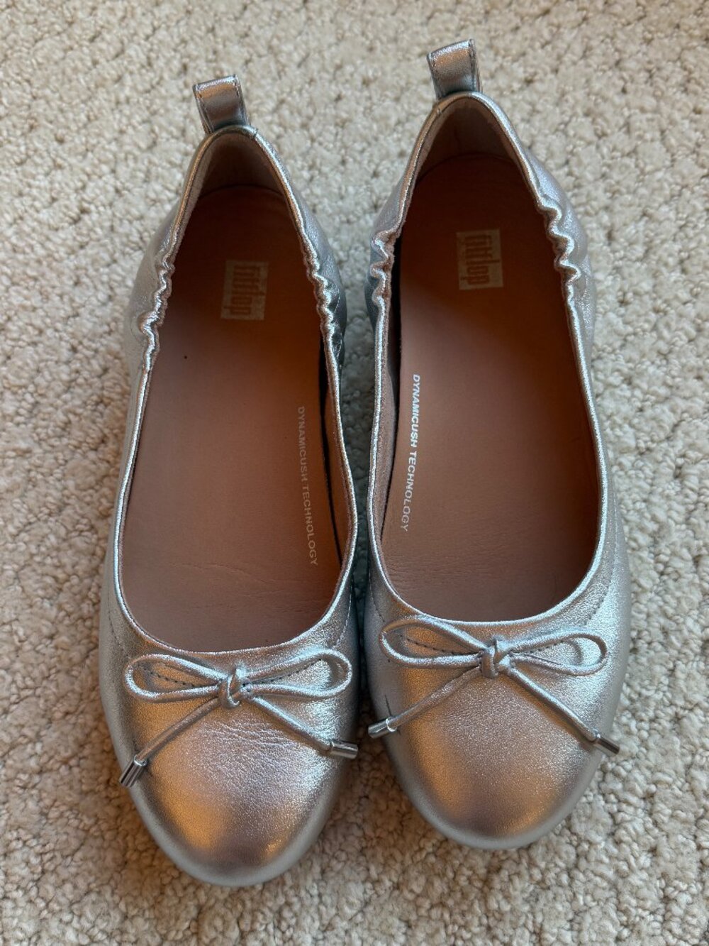 Fitflop Silver Flats -- Size 7